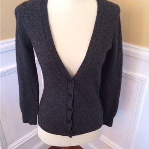 Isaac Mizrahi 100% cashmere sweater